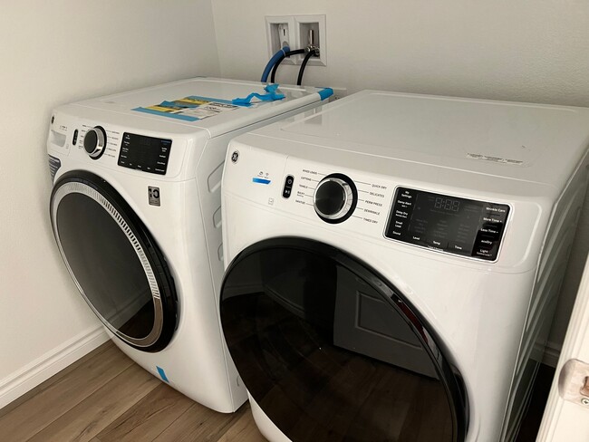 Building Photo - 1072 Gabriela Rdg Ln