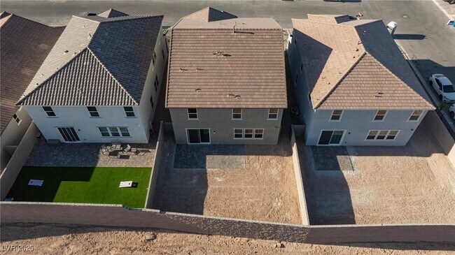 Building Photo - 3055 Magnolia Rnch Ave