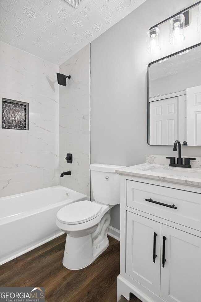 Building Photo - 3193 Nectarine Cir