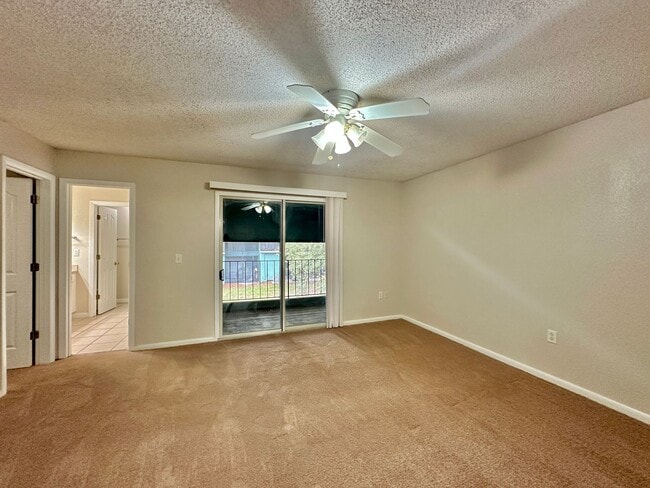 Building Photo - 4BR/2.5BA Condo in Cricket Club I