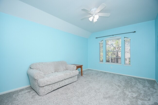 Building Photo - 26719 Wolfs Hill Ln