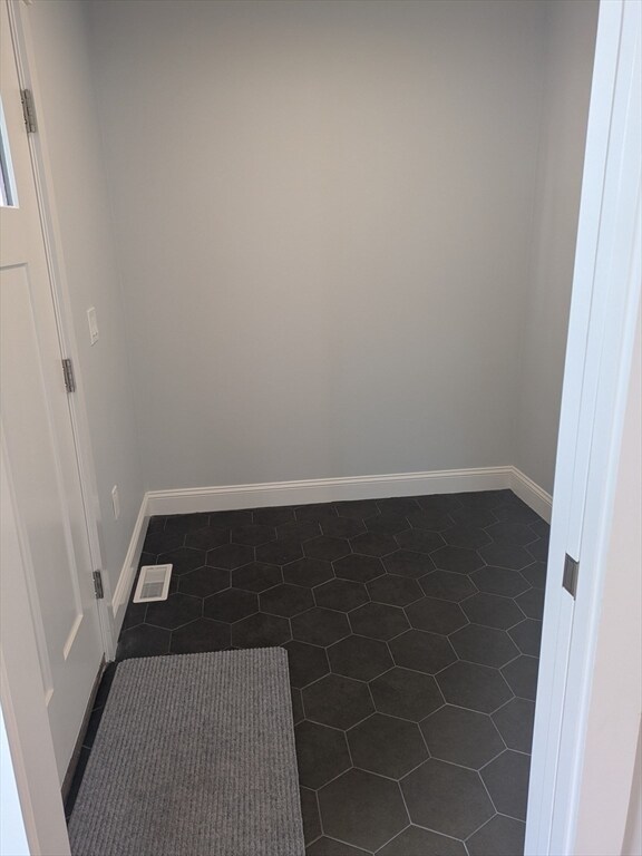 Building Photo - 27 Orange St