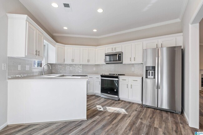 Building Photo - 1223 Berwick Rd