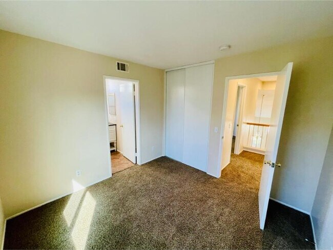 Building Photo - 31495 Corte Rimola