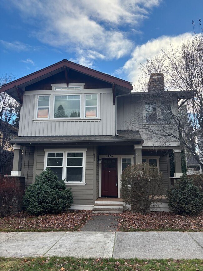 Building Photo - 4 bed 2.5 Bath Northwest Crossing - NWX -C...