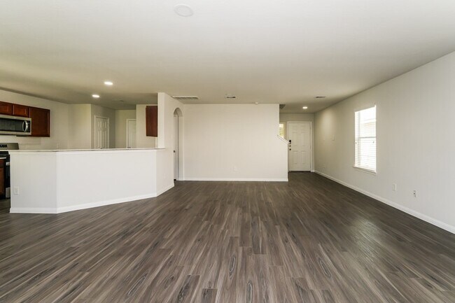Building Photo - 6019 Sugar Field Ln