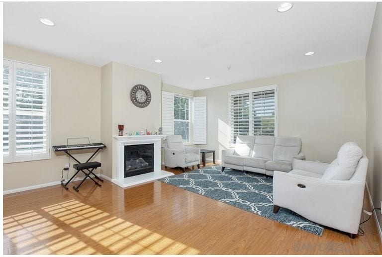 Building Photo - 14650 Via Fiesta