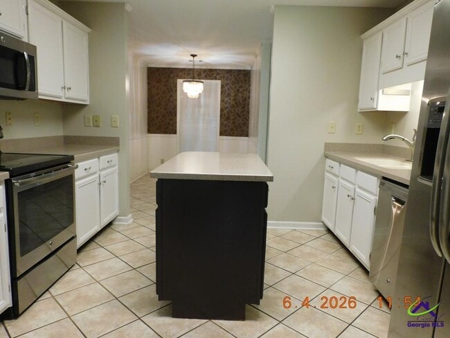 Building Photo - 112 Charleston Ct