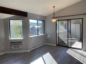 Building Photo - 3545 28th St