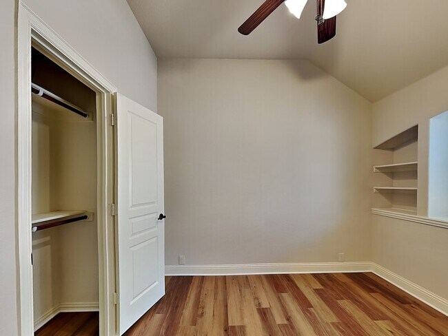 Building Photo - 1517 Yellowthroat Dr