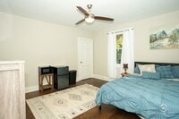 Building Photo - 324 Stockton St