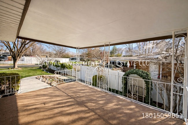 Building Photo - 1640 E 5375 S