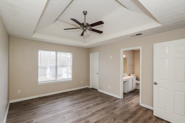 Building Photo - 4405 Gladewood Run