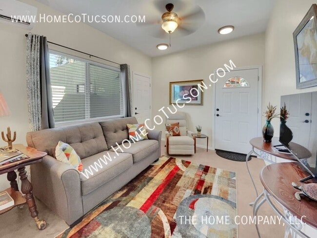 Building Photo - 5661 N Vista Karina Mia