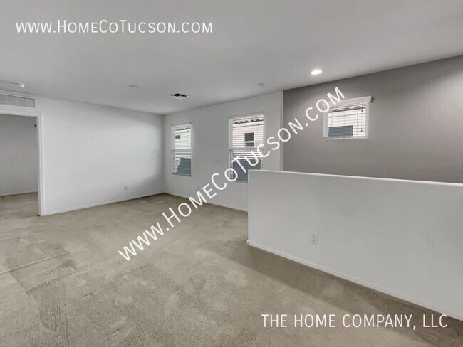 Building Photo - 7538 S Circulo Rio Blanco