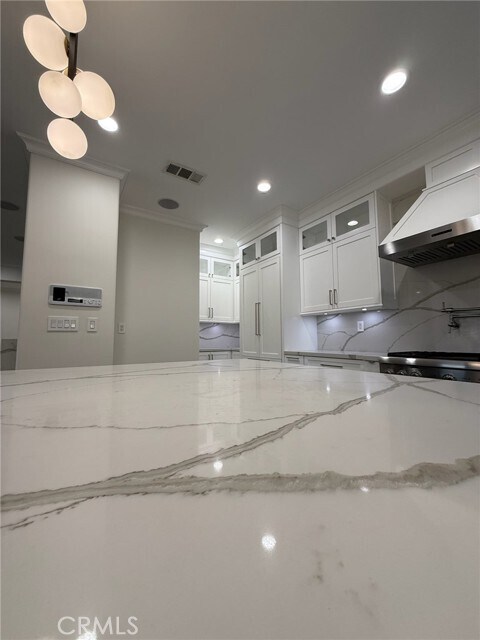 Building Photo - 16707 Nicklaus Dr