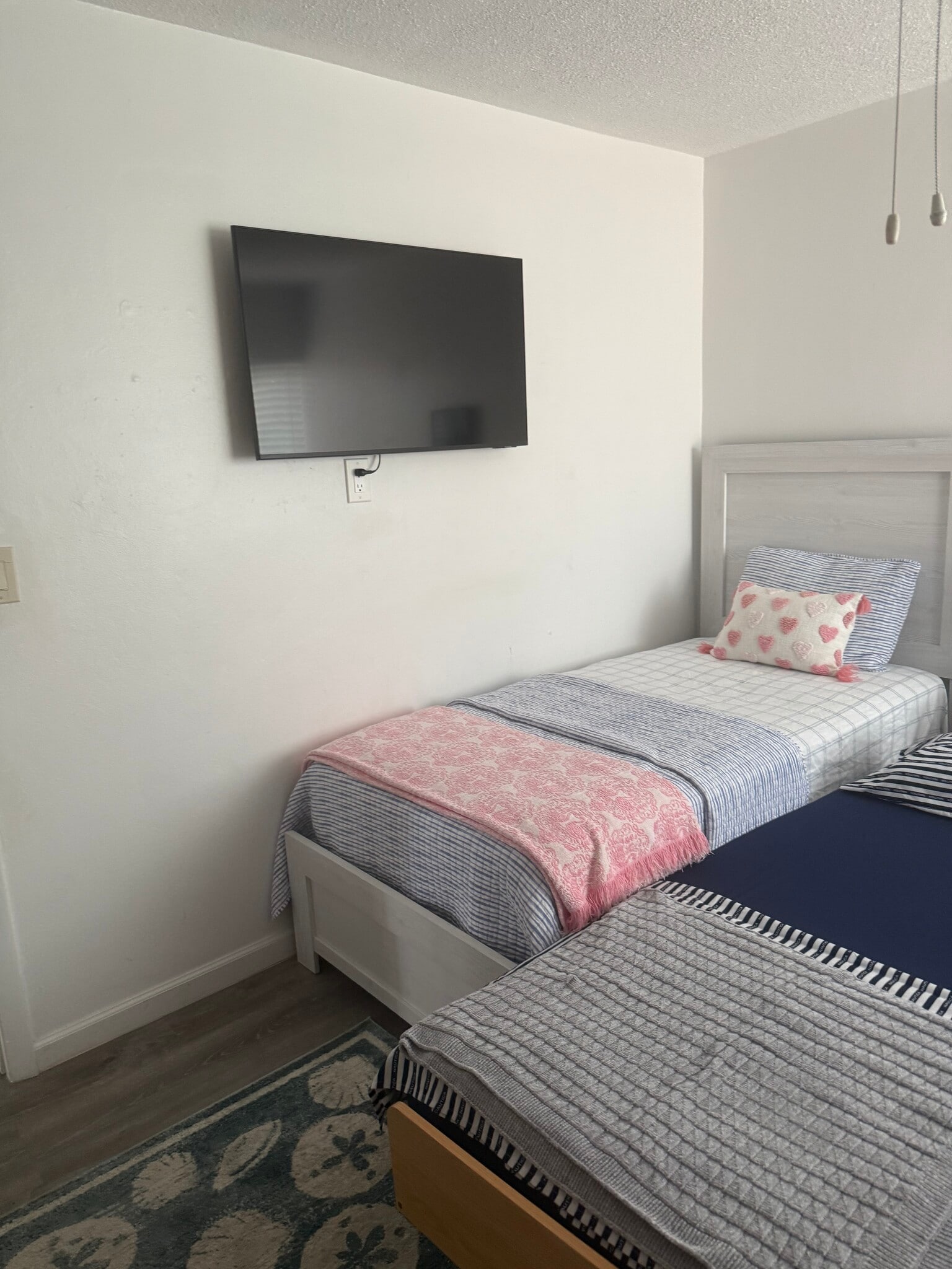 Bedroo - 191 NW 17th Ave