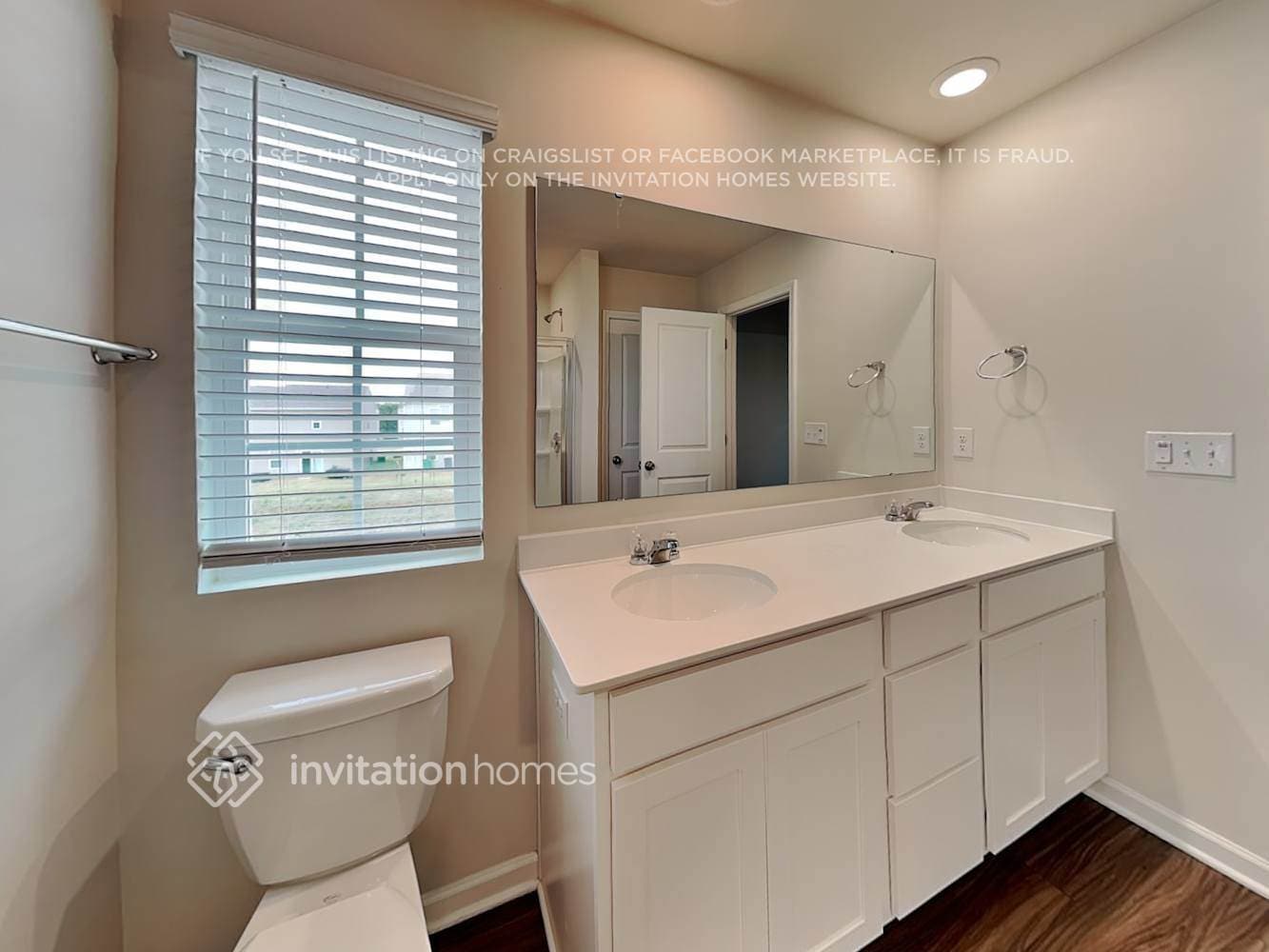 Building Photo - 2401 Turtle Point Rd