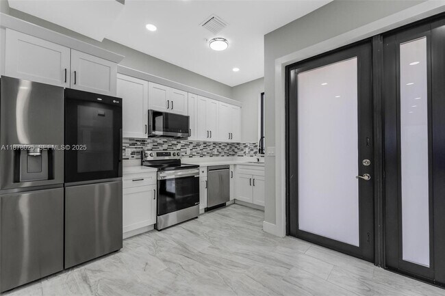 Building Photo - 1962 NW 107th St