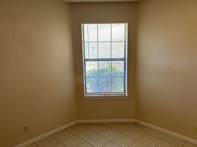 Building Photo - 101 Nancy Dr