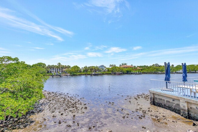 Building Photo - 4201 S Ocean Blvd