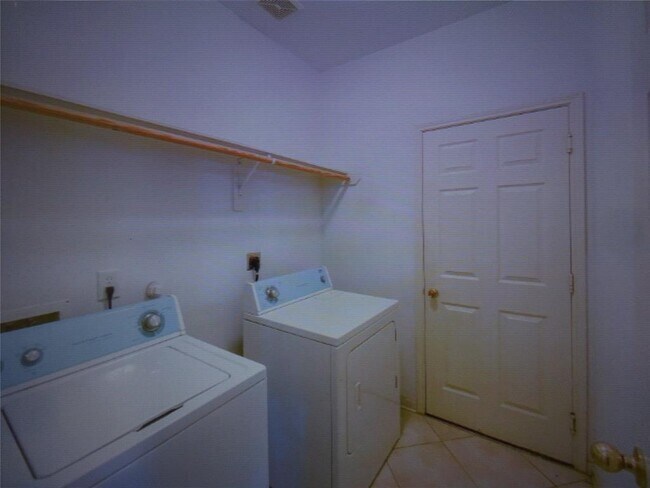 Building Photo - 13223 Haven Falls Ln