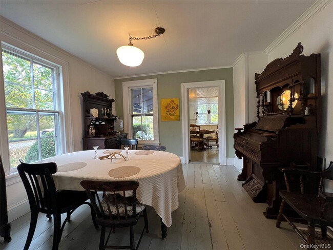 Building Photo - 11930 Main Rd