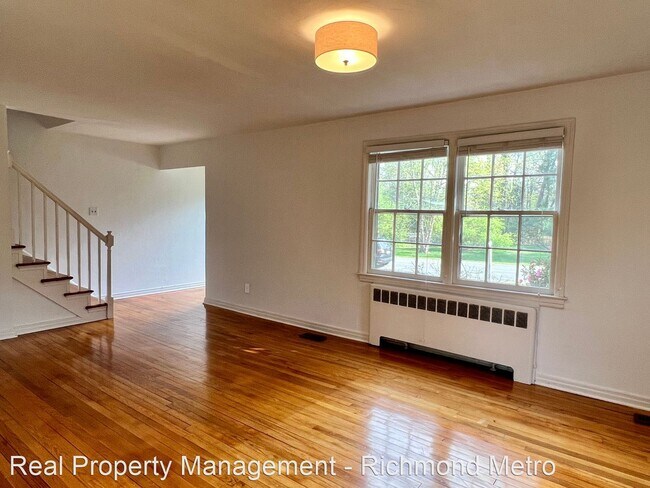 Building Photo - 3 br, 1.5 bath House - 6202 Dustin Drive