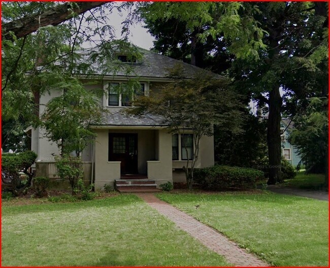 Building Photo - 21 Melville Ave