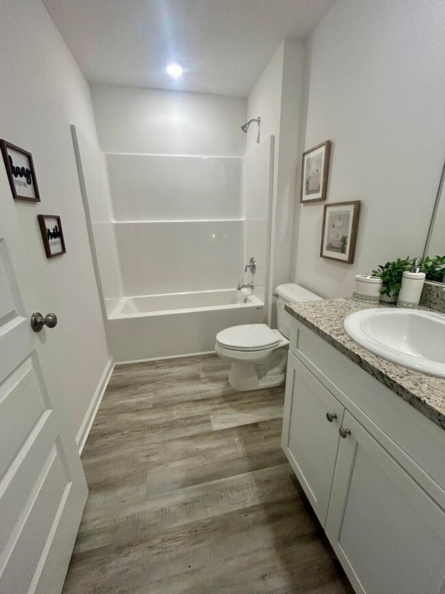 Building Photo - 211 Gray Owl Dr