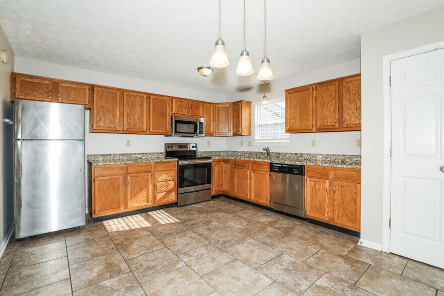 Building Photo - 2816 Coopersmith Ct