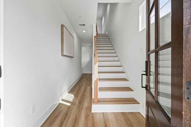 Building Photo - 5107 Avenue J