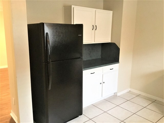 Building Photo - 2811 Copra Ln