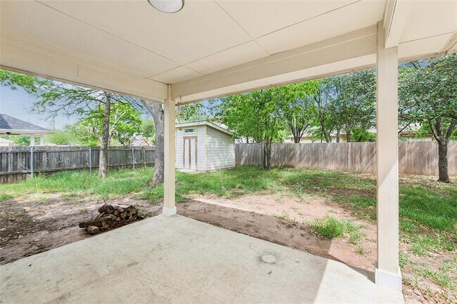 Building Photo - 1506 Cosmos Way