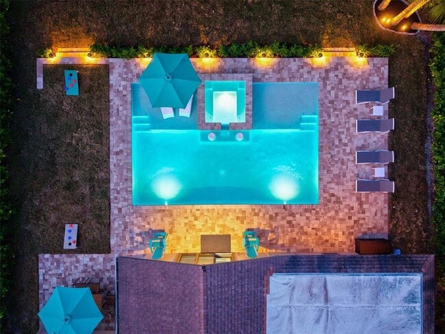 Building Photo - 2641 Hyde Park St