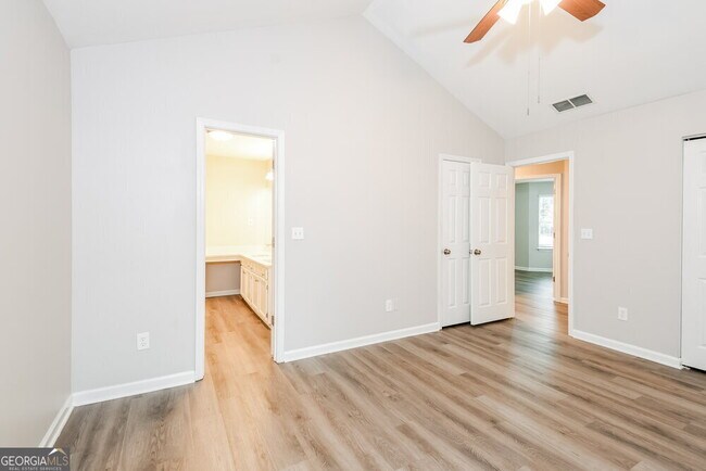 Building Photo - 2715 Tradd Ct