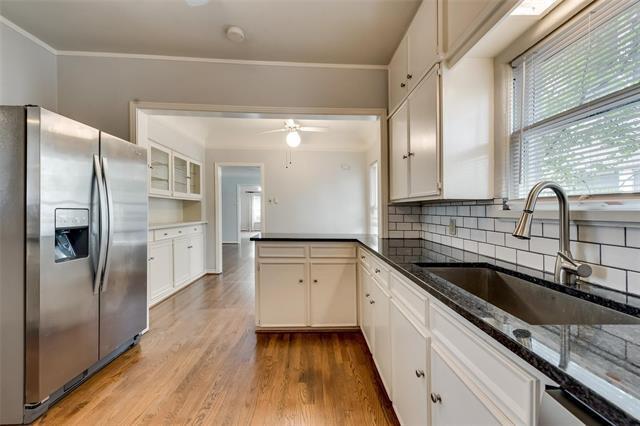 Building Photo - 4210 Normandy Ave