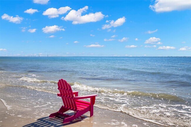 Building Photo - 3501 Boca Ciega Dr N