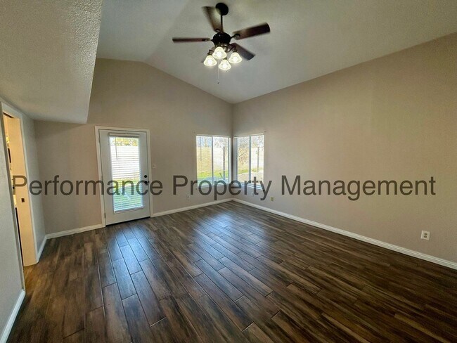Building Photo - 14300 San Jose Ave