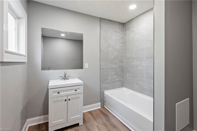 Building Photo - 13803 Mcelhattan Ave