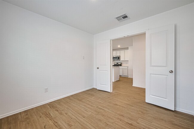 Building Photo - 9603 Fulvetta Briar Ct