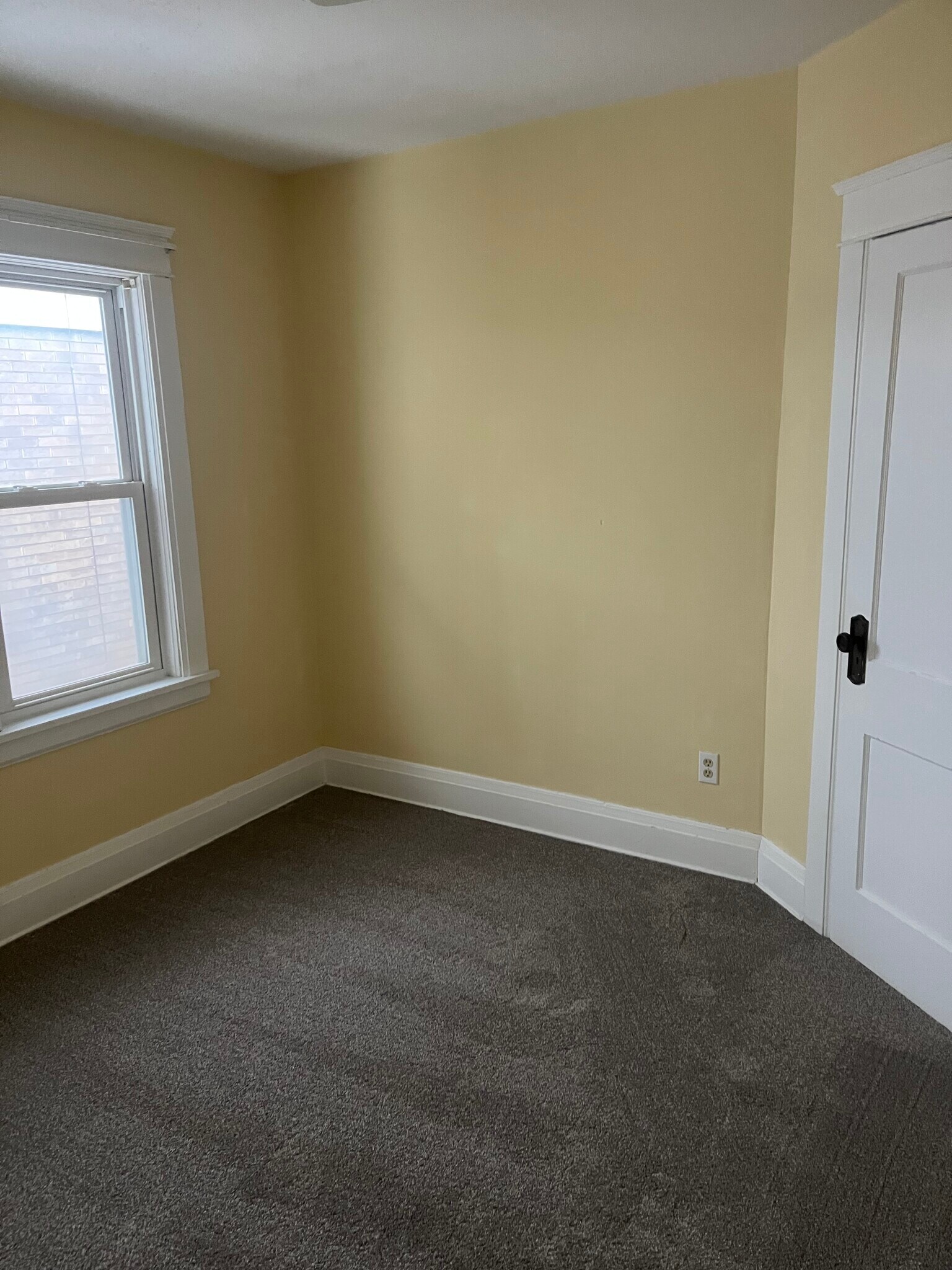 Building Photo - 2619 Schley St