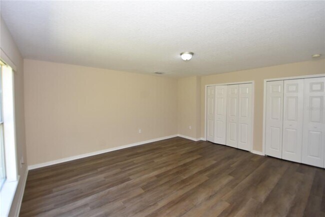 Building Photo - 37 Buttermill Dr