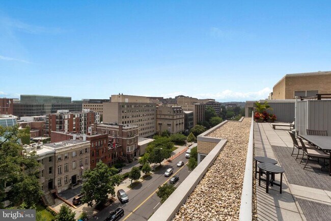 Building Photo - 1711 Massachusetts Ave NW
