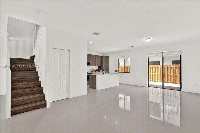 Building Photo - 13642 SW 157th Pl