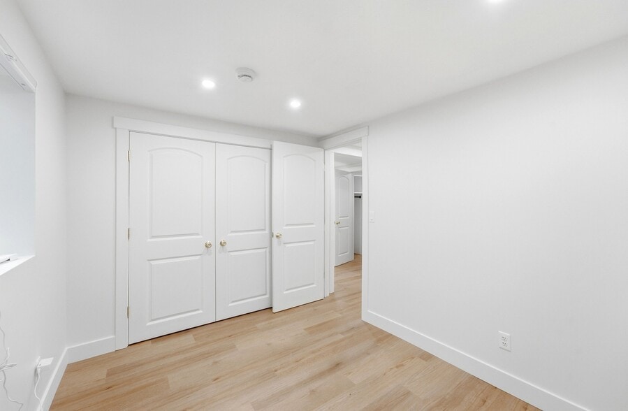 Building Photo - 8284 S 745 E