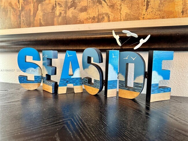 Building Photo - 3001 S Ocean Dr