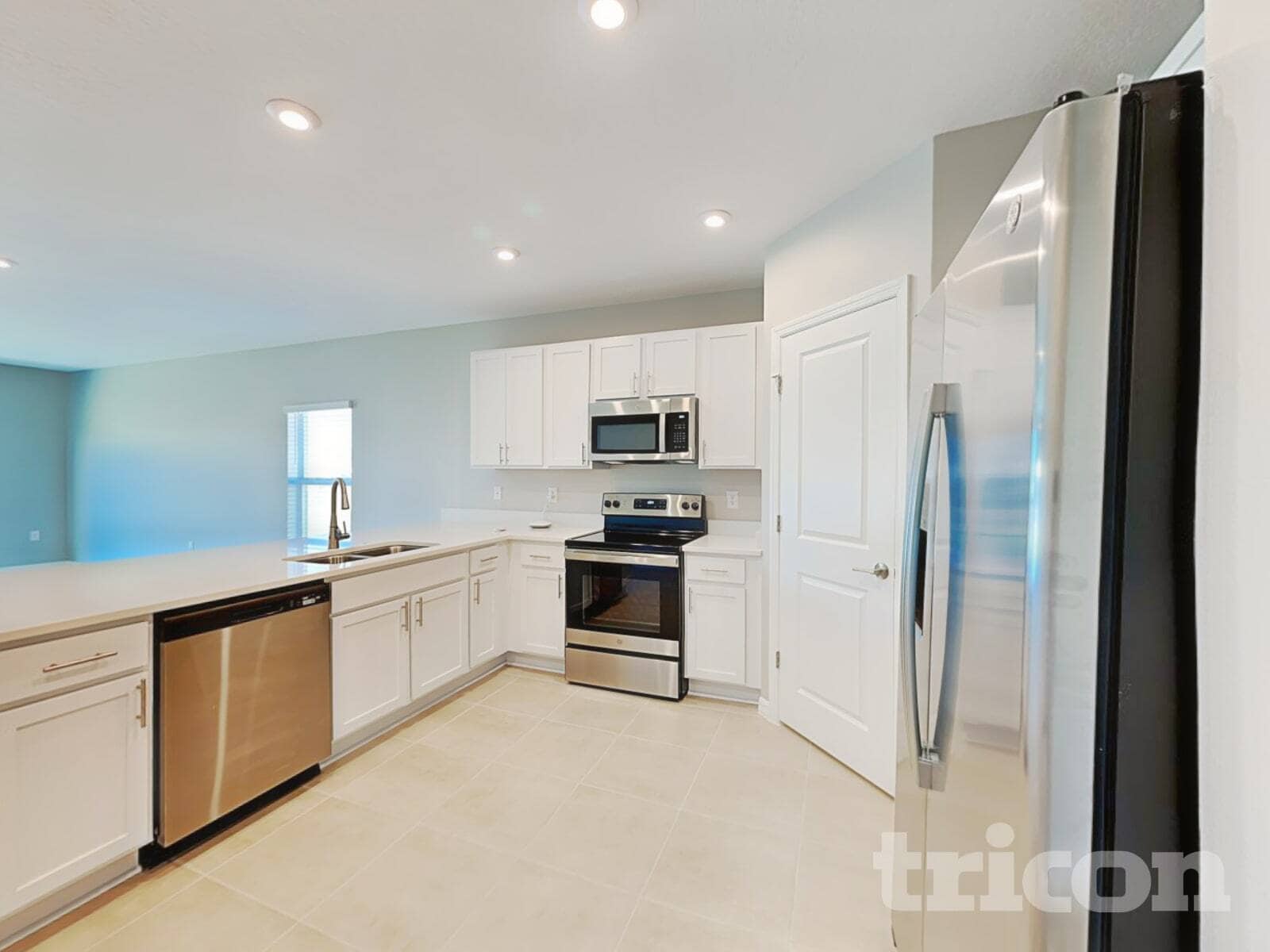 Building Photo - 252 Garnet Ave