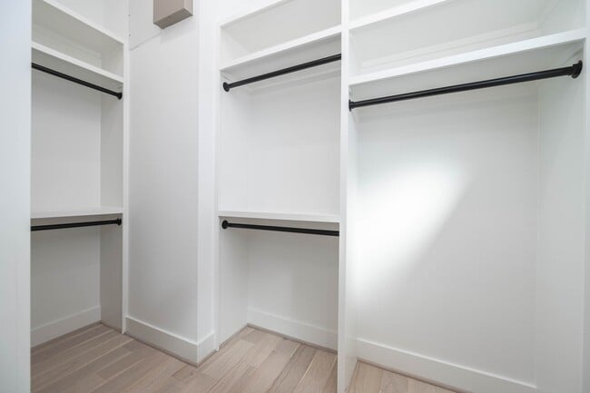 Building Photo - 3411 McGowen St