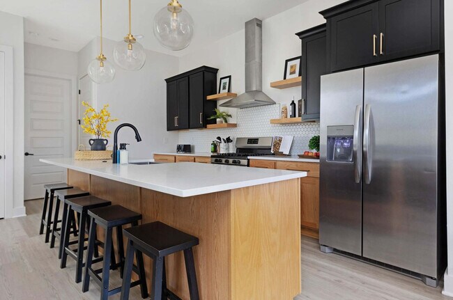 Building Photo - 911 Ramsey St